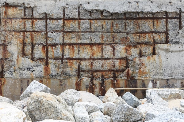 Steel corrosion in reinforced concrete